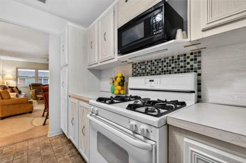 5267 81st Street #18, St Petersburg FL - photo 6 of 6