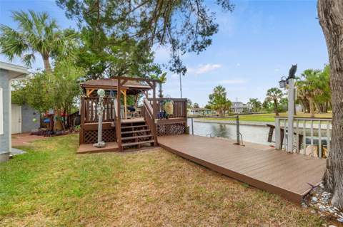 7235 Maryland Avenue, Hudson FL - photo 19 of 51