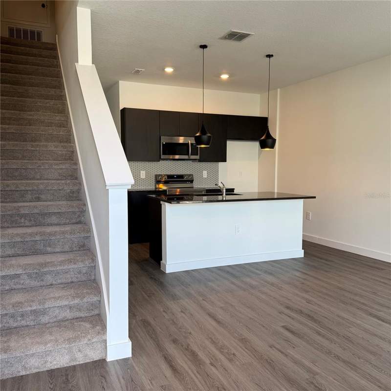 3 bedroom Townhouse at 3245 Sustainable Way, Hub At Westside Reserve, Kissimmee — photo 3