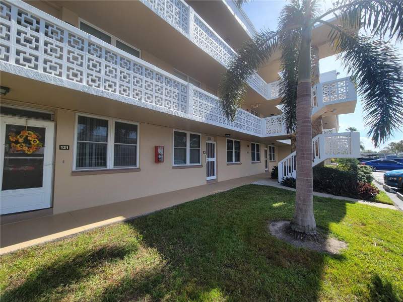 2 bedroom Condominium at 4915 Bay Street #122, Winston Park Northeast, St Petersburg — photo 4