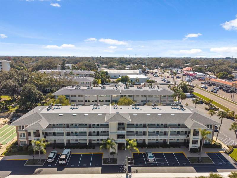 Kalmia Condo