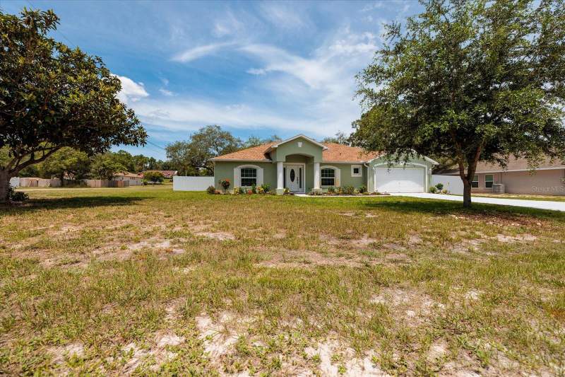 3 bedroom Single Family Residence at 8343 Nittany Road, Royal Highlands, Weeki Wachee — photo 5