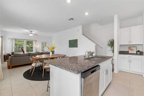 873 Tennyson Mill Circle, Tampa FL - photo 11 of 42