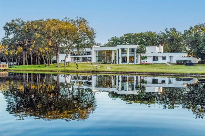 9 bedroom Single Family Residence at 812 Sweetwater Club Boulevard, Sweetwater Club Un 1-A, Longwood — photo 4