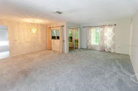 6402 Ocean Pines Lane, Spring Hill FL - photo 17 of 41