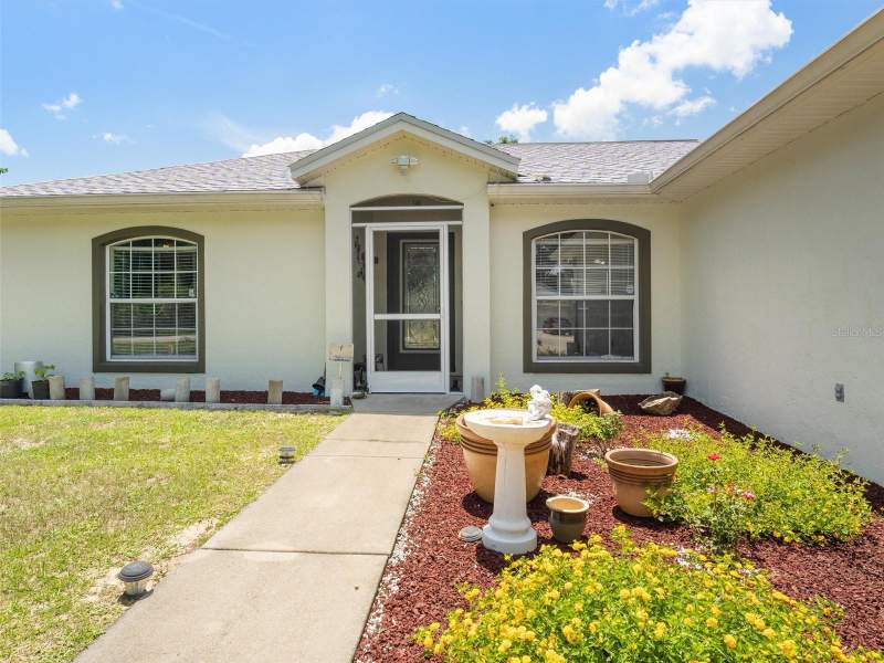3 bedroom Single Family Residence at 16290 SW 17th Avenue, Marion Oaks Un 03, Ocala — photo 2