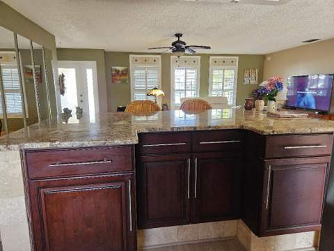 708 Brannen Circle, Sun City Center FL - photo 16 of 41
