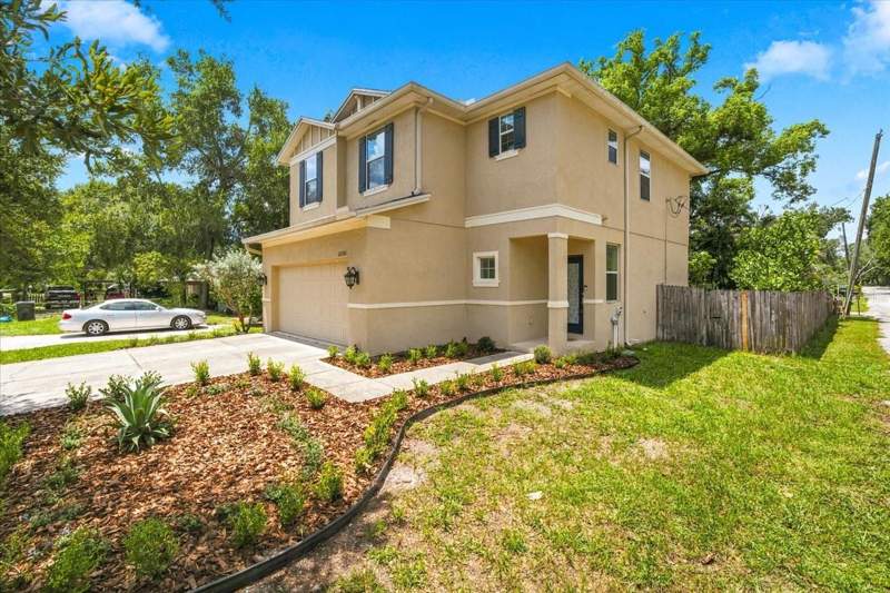 4 bedroom Single Family Residence at 12330 N Rome Avenue, Tampas North Side Cntry Cl, Tampa — photo 2