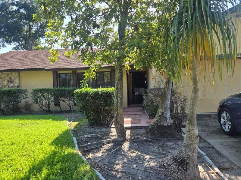 4 bedroom Single Family Residence at 827 Rill Drive, River Run Sec 3, Altamonte Springs — photo 2