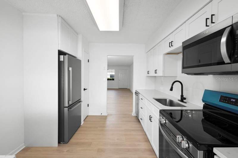 2 bedroom Condominium at 11200 102ND AVENUE #74, TWIN OAKS APTS, SEMINOLE — photo 5