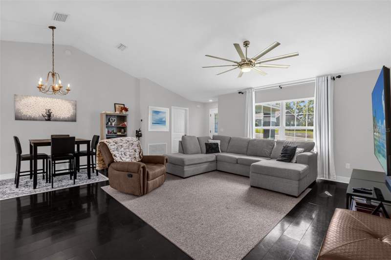 3 bedroom Single Family Residence at 4973 SW 109th Loop, Kingsland Country Estate Whispering Pines, Ocala — photo 3