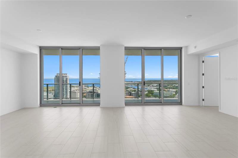 2 bedroom Condominium at 400 Central Avenue #3005, 400 Central, St Petersburg — photo 4