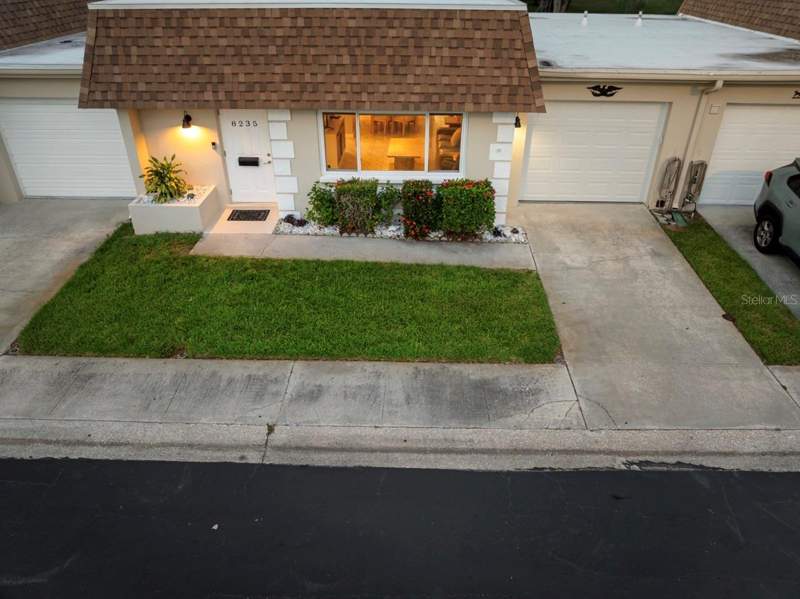 1 bedroom Condominium at 8235 Burgundy Drive #3, Vendome Village, Pinellas Park — photo 3