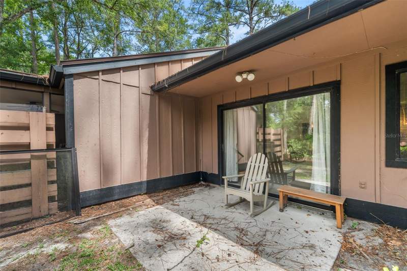 2 bedroom Townhouse at 2355 NW 45th Lane, Town Homes At The Lakes, Gainesville — photo 5
