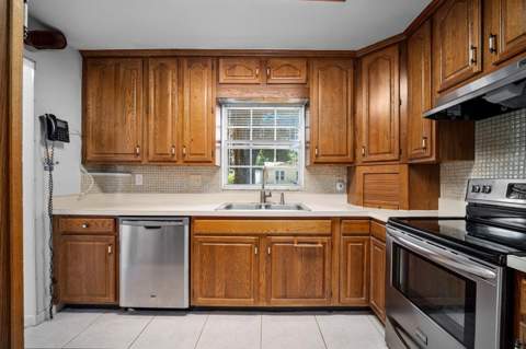 1807 Nova Drive, Valrico FL - photo 17 of 44