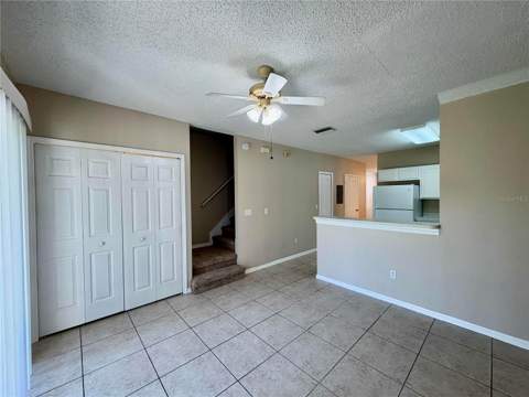 6002 Osprey Lake Circle, Riverview FL - photo 6 of 17