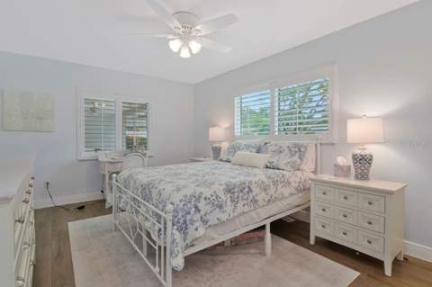 1113 Glenmoor Court, Clearwater FL - photo 24 of 39