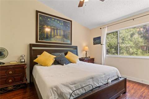 8635 Hunters Key Circle, Tampa FL - photo 6 of 27