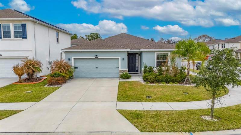 4 bedroom Single Family Residence at 33146 SAND CREEK DRIVE, UNION PARK PH 6A 6B 6C, WESLEY CHAPEL — photo 1