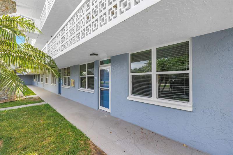 2 bedroom Condominium at 4715 Bay Street #135, Winston Park Northeast, St Petersburg — photo 2
