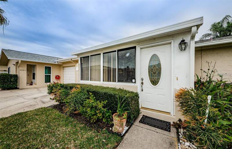 2 bedroom Villa at 2739 Sherbrooke Lane #B, Highland Lakes Condo, Palm Harbor — photo 4