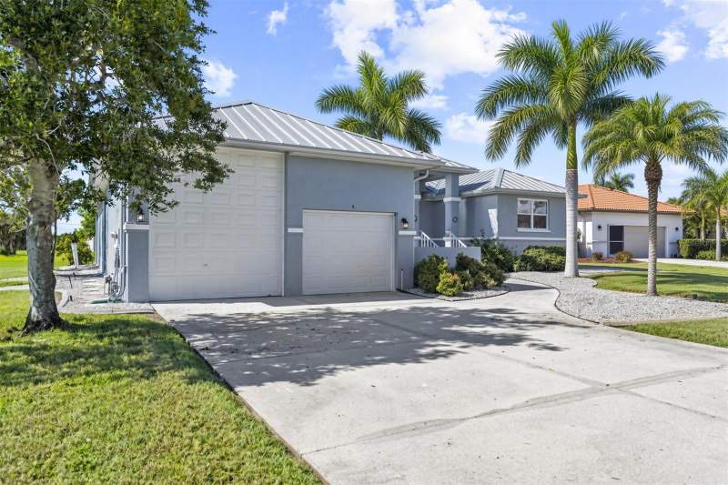 2 bedroom Single Family Residence at 6 Amberjack Terrace, Cape Haze Windward, Placida — photo 2