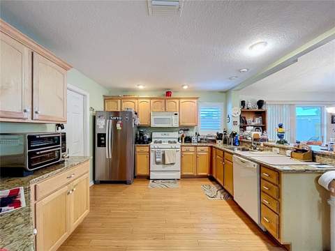 388 Bradley Terrace, The Villages FL - photo 8 of 29