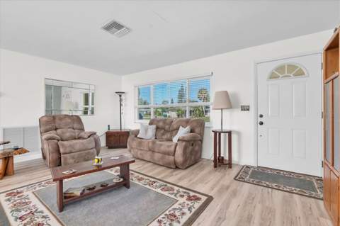 2013 Forest Drive, Clearwater FL - photo 7 of 34