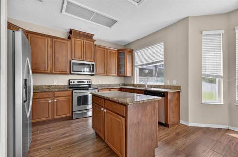13026 Moss Park Ridge Drive, Orlando FL - photo 18 of 59