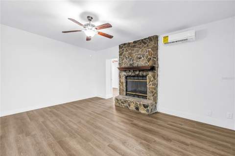 110 NE Monroe Circle #1, St Petersburg FL - photo 6 of 64