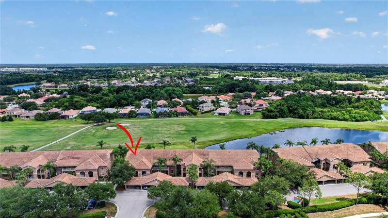 2 bedroom Condominium at 915 Fairwaycove Lane #101, Stone Harbour II, Bradenton — photo 2