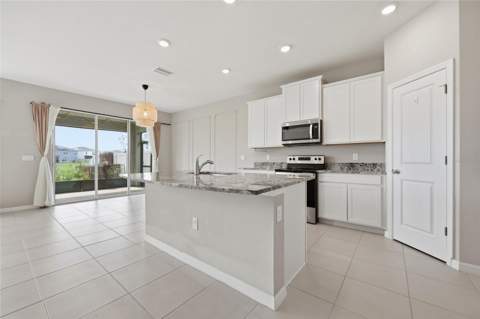 1516 Tropical Oasis Avenue, Plant City FL - photo 14 of 48