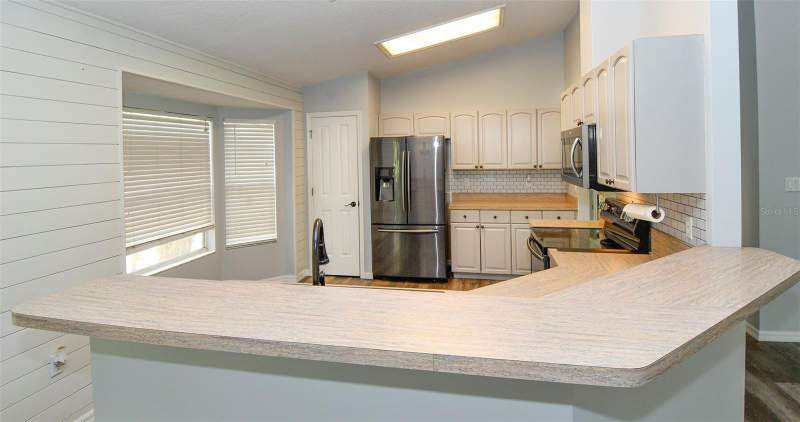 3 bedroom Single Family Residence at 12525 Pine Glen Drive, Pine Harbour Sub, Leesburg — photo 2
