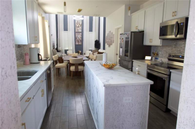 4 bedroom Townhouse at 9803 Amber Chestnut Way, Watermark Ph 3, Winter Garden — photo 2