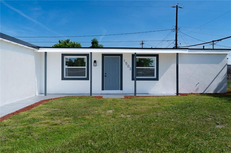 1503 LANCELOT LOOP home for sale in Clair Mel City