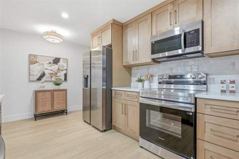 4750 Emerson Avenue, St Petersburg FL - photo 14 of 37