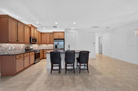 15412 Santa Pola Drive, Wimauma FL - photo 14 of 65