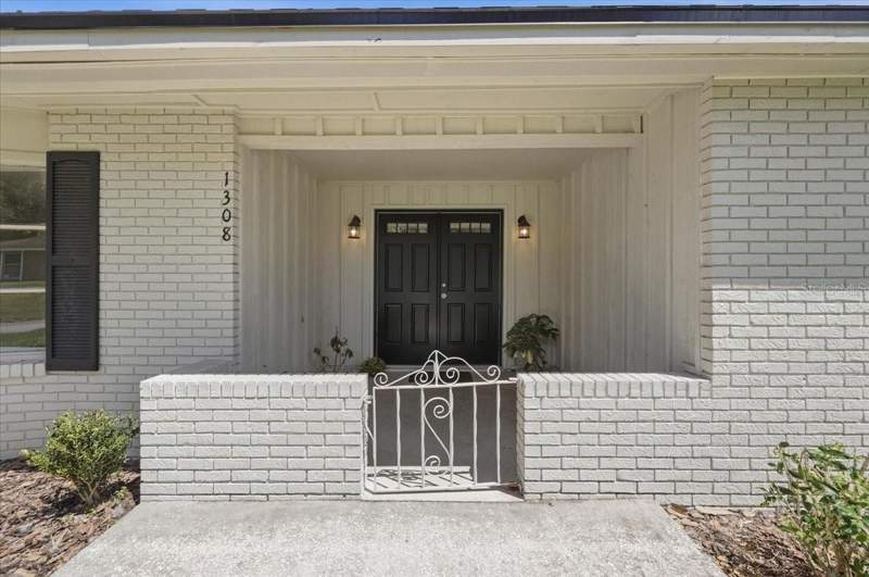 4 bedroom Single Family Residence at 1308 Glenford Lane, Oak Glen, Lakeland — photo 5