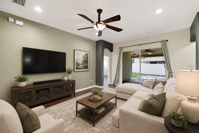 4 bedroom Single Family Residence at 13368 Mandalay Place, Sterling Hill Ph 1A, Spring Hill — photo 4