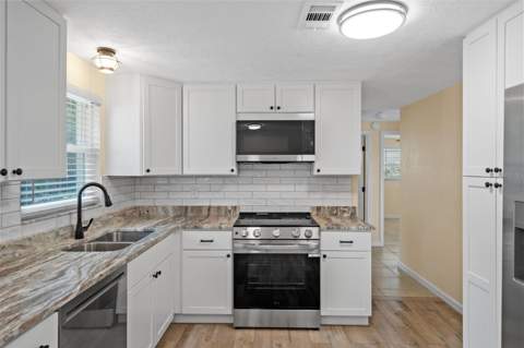 2187 Dixie Garden Loop, Holiday FL - photo 10 of 31