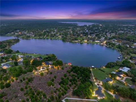 2874 E Crooked Lake Drive, Eustis FL - photo 13 of 65