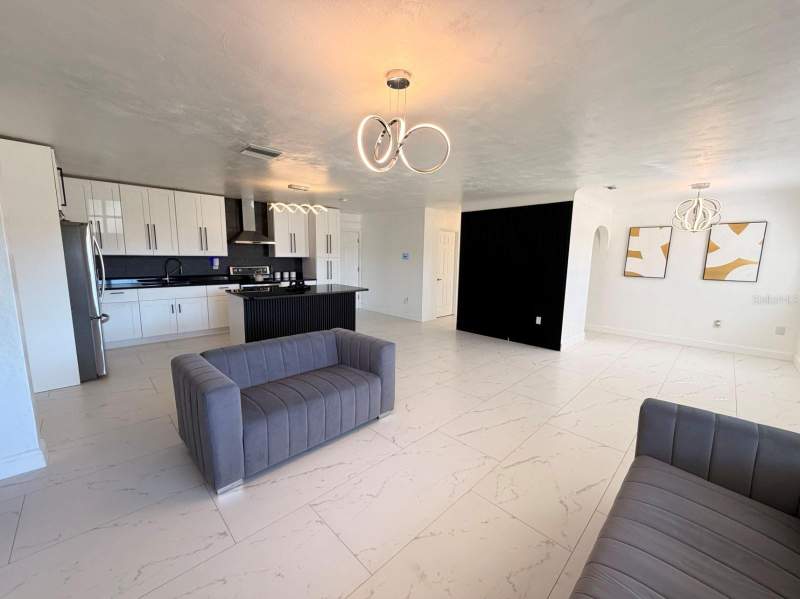 3 bedroom Single Family Residence at 6083 50th Avenue, Kenneth City, Kenneth City — photo 3