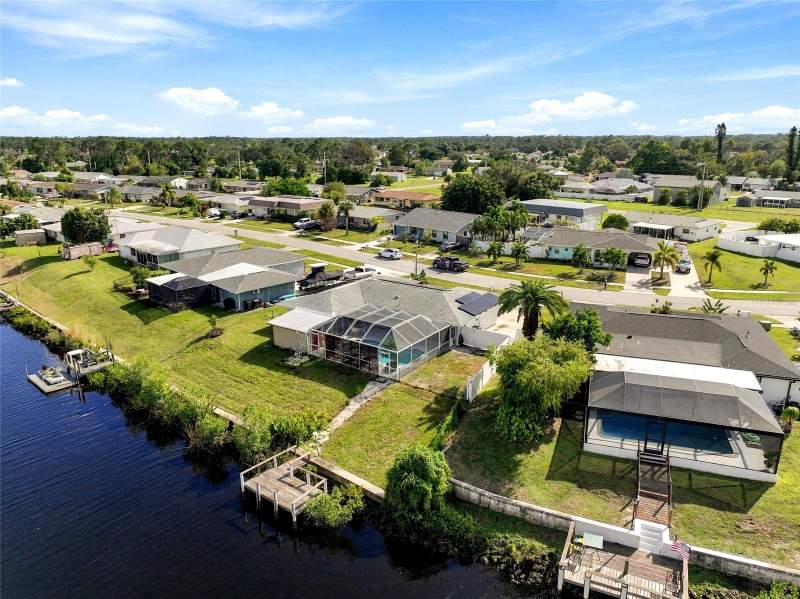 3 bedroom Single Family Residence at 6422 Fabian Road, Port Charlotte Sub 42, North Port — photo 3