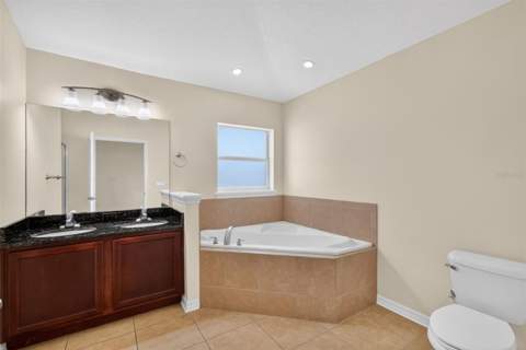 4316 Abaco Drive, Tavares FL - photo 17 of 28