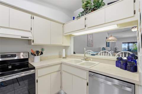 11650 Capri Circle #204, Treasure Island FL - photo 6 of 6