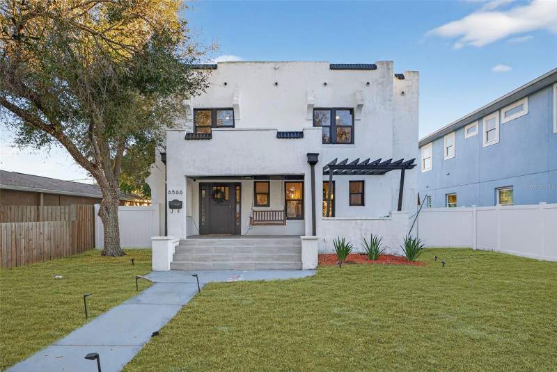 4 bedroom Single Family Residence at 6566 1st Avenue, Pasadena Estates, St Petersburg — photo 3