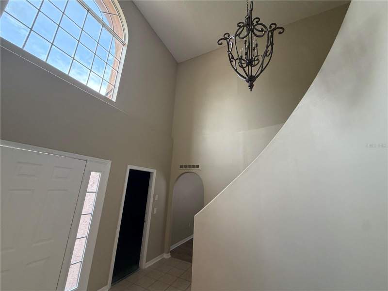 4 bedroom Single Family Residence at 568 DOMINISH ESTATES DRIVE, DOMINISH ESTATES, APOPKA — photo 4