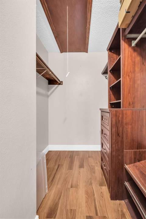 1400 Pine Glen Lane #D2, Tarpon Springs FL - photo 12 of 38