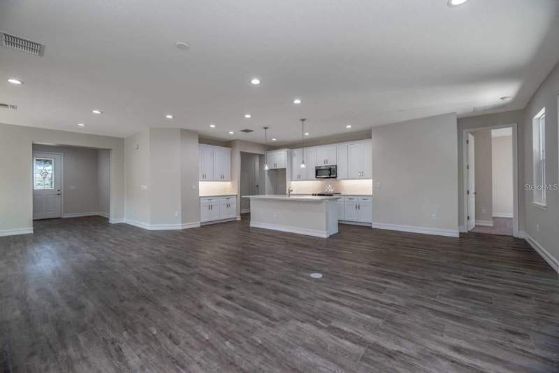 4 bedroom Single Family Residence at 8340 NW 17th Circle, Irish Acres, Ocala — photo 4