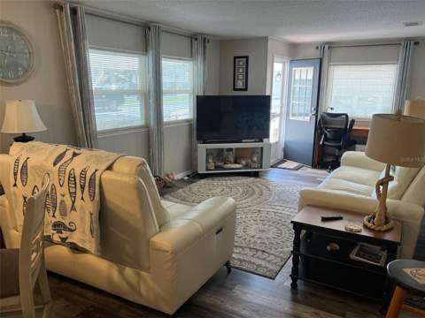 142 Fern Palm Street, Largo FL - photo 15 of 31